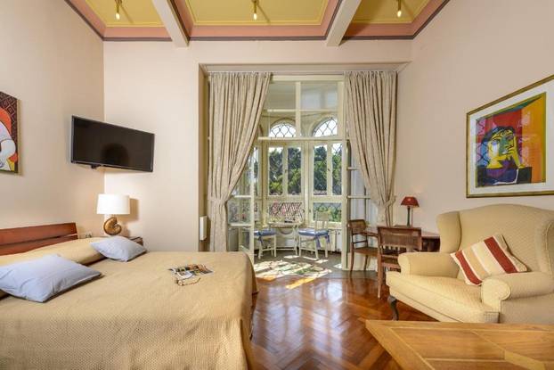 FOTO Dubrovačka vila kao da je rađena za kraljevsku obitelj: Može se iznajmiti za ljetovanje!