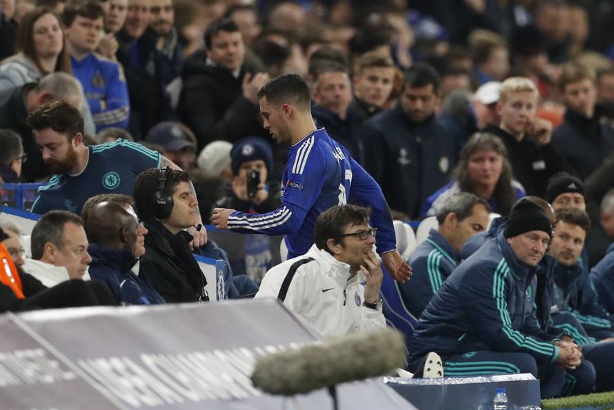 Što to radiš?! Hazard mijenjao dres te razbjesnio Englesku...