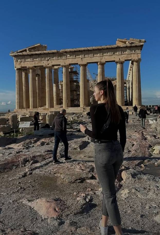 FOTO Mlada Srpkinja nova je nada svjetske odbojke, a fanovi ne miču pogled s nje: 'Anđeo...'