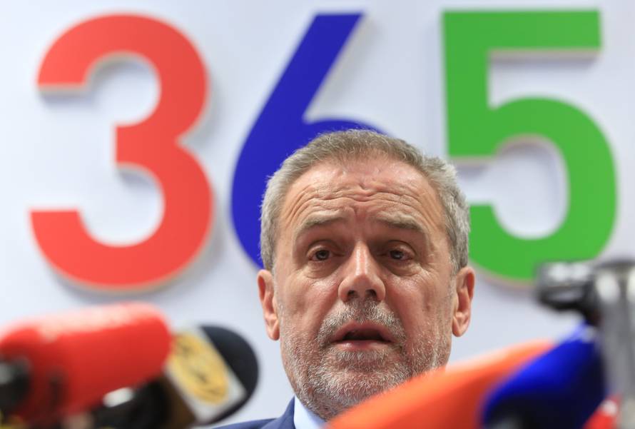 Milan Bandić: 'Hrvatska nema lidera, nema djela, samo riječi'