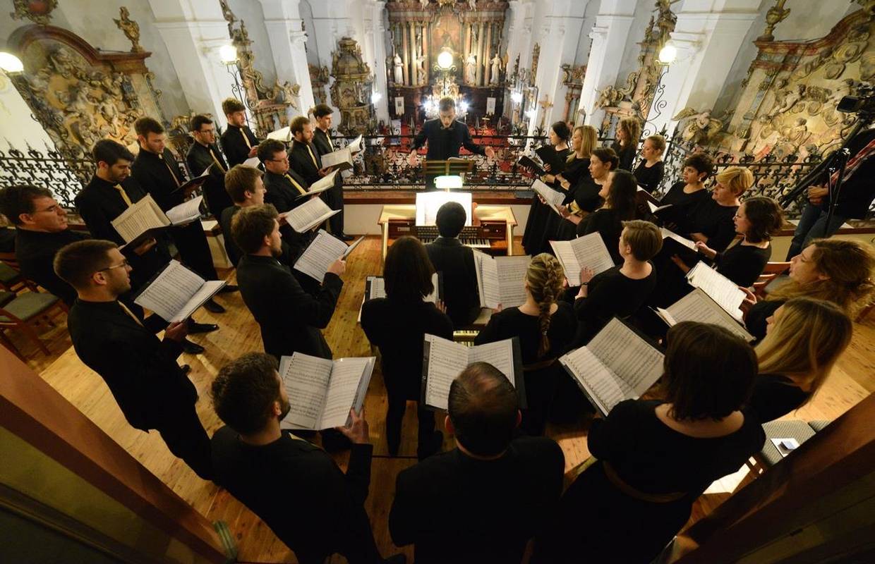 Vikend na Zrinjevcu: Uživajte u najljepšim opernim arijama i duetima te Misi na španjolskom