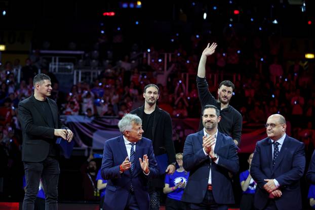 Zagreb: Svečana oproštajna ceremonija hrvatskih rukometnih legendi Domagoja Duvnjaka, Igora Karačića i Ivana Pešića