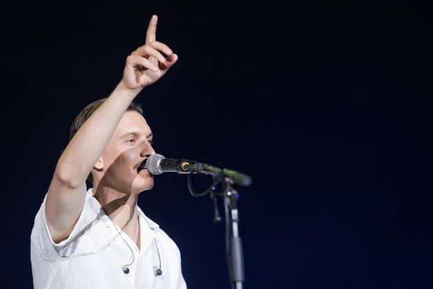 Zagreb: U Areni Zagreb održan koncert "Progledaj srcem"