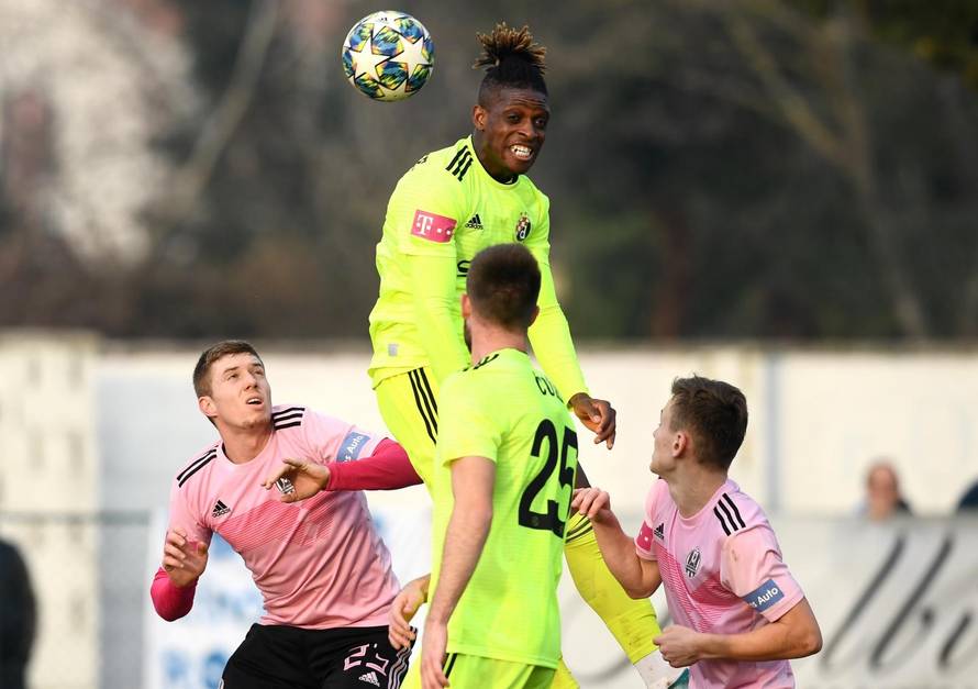 Sammir zabio golčinu Dinamu, Olmo sve promatrao sa zidića