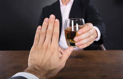 8 stvari koje će vam se dogoditi kada prestanete piti alkohol