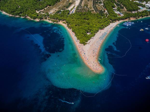Zlatni rat je jedna od najpoznatijih hrvatskih plaža, a često završi na top listama najljepših na svijetu