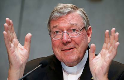 Treći čovjek u Vatikanu: Pella optužili za zlostavljanje djece!