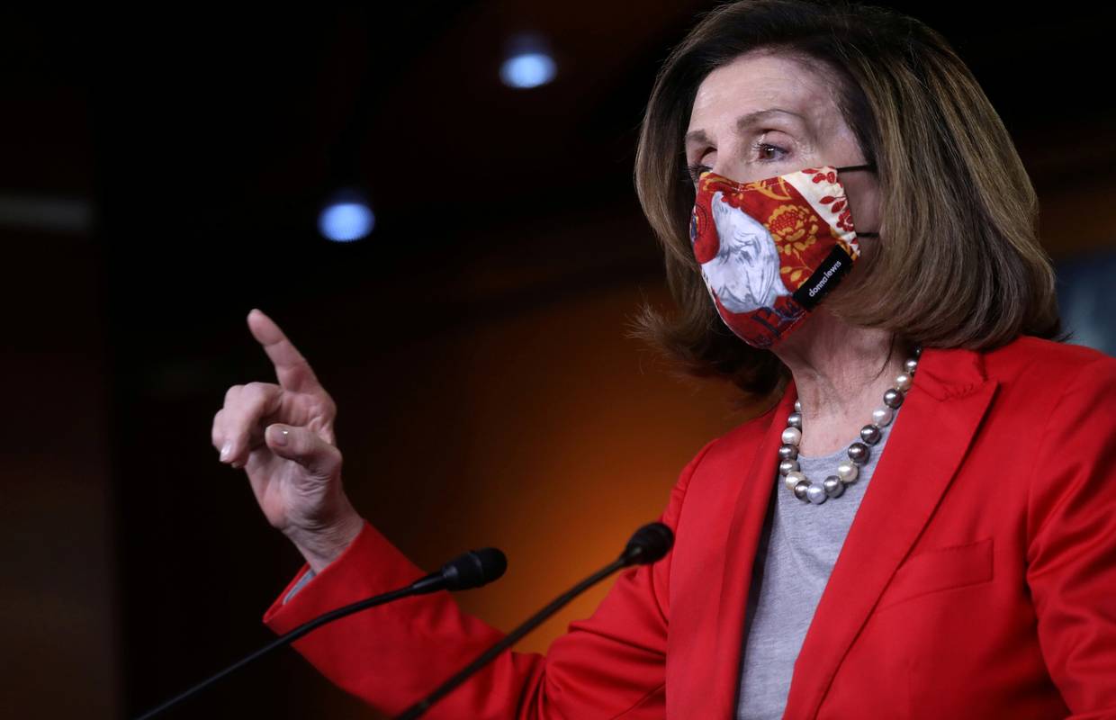 Pelosi najavila osnivanje istražnog povjerenstva o krvavom napadu na Capitol