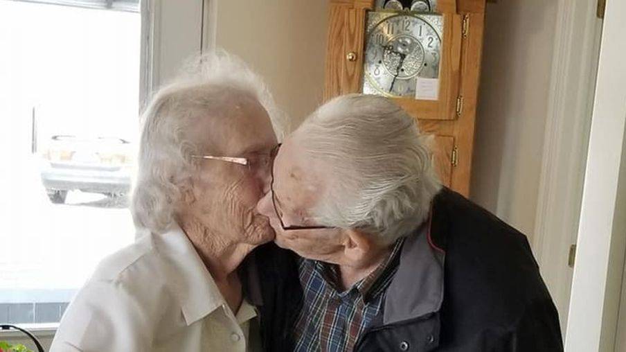 Razdvojit će ih na Božić nakon 70 godina braka: 'Zašto sada?'