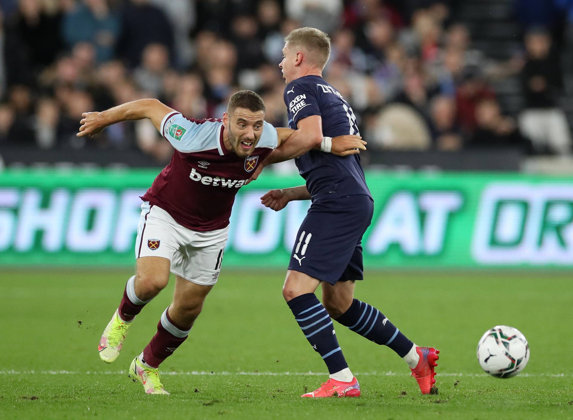 Carabao Cup - Round of 16 - West Ham United v Manchester City