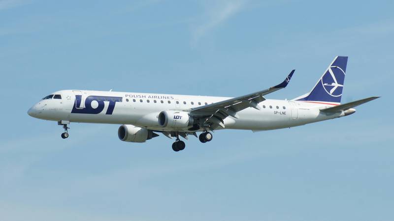 Nakon leta iz Varšave u Vilnius LOT-ov avion sletio sa piste: Obustavili promet u zračnoj luci