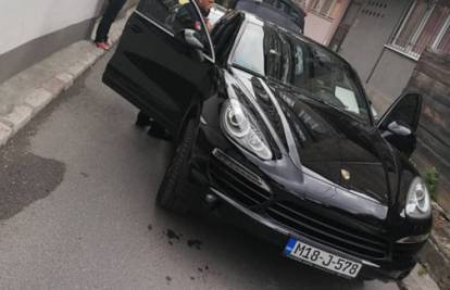 Porscheom bježao policiji, kad su ga zaustavili izvukao pištolj