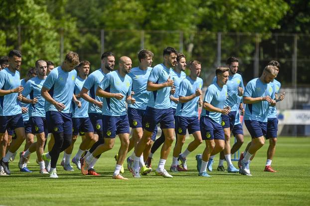 Zagreb: Media day i trening Dinama s novim trenerom 