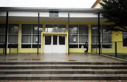 Učenik bacio suzavac u školi u Trilju, ravnatelj otkrio: 'On je sada na policiji s roditeljima'