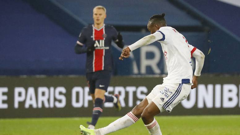 Lyon prestigao PSG i Lille, slavio protiv Bresta i preuzeo vodstvo