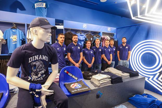 Zagreb: Otvorenje novog Dinamovog fan shopa