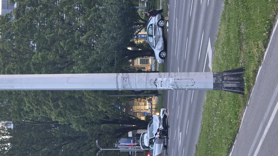FOTO Nesreća u centru Zagreba: Sudarila se dva automobila...