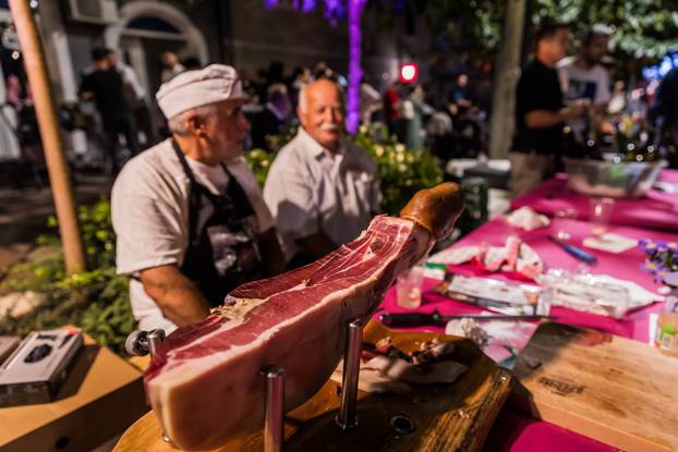 Vrgorac:  Održana 25 Biklijada napitak koji se pravi od Kozijeg Mlijeka i mladog Vina