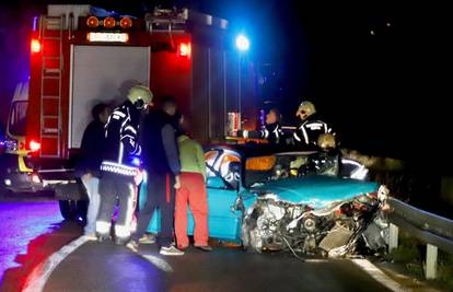 Vozač Honde teško ozlijeđen u sudaru s Audijem kod Bakarca