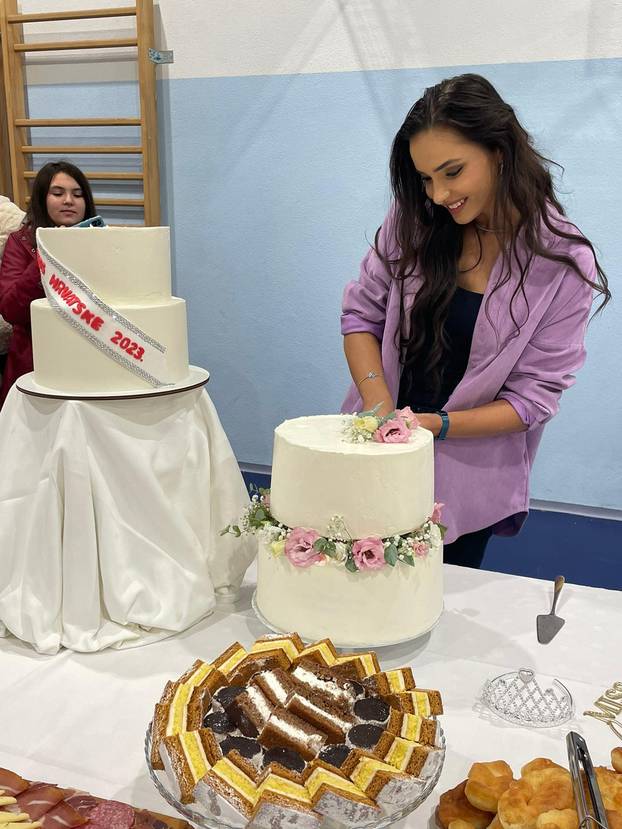 FOTO Pogledajte kakav doček je Tomislavgrad priredio za Miss Hrvatske: Ona je pustila i suzu
