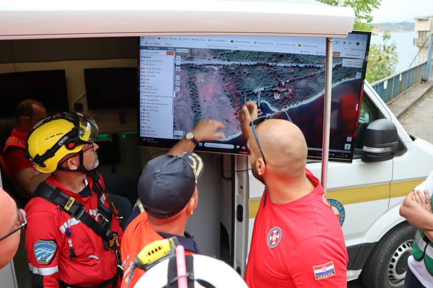 AI, sokole moj, đe me odvede?: Crnogorac se zbog 'savjeta' ChatGPT-a izgubio na Sljemenu!