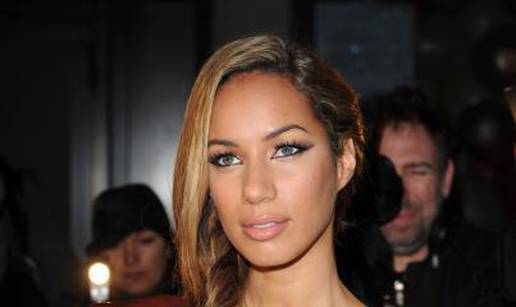 Leona Lewis provela seksi vikend u Parizu s plesačem