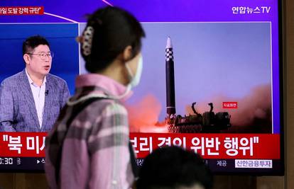 Dan nakon odlaska američkog izaslanika iz Seula, Sjeverna Koreja ispalila osam projektila