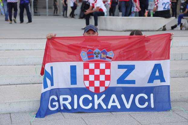 Osijek: Atmosfera prije početka utakmice Hrvatska - Češka