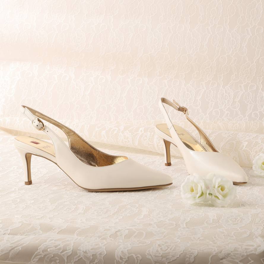 Imamo vjenčanicu, odijelo, romantično putovanje... Tražimo mladence!