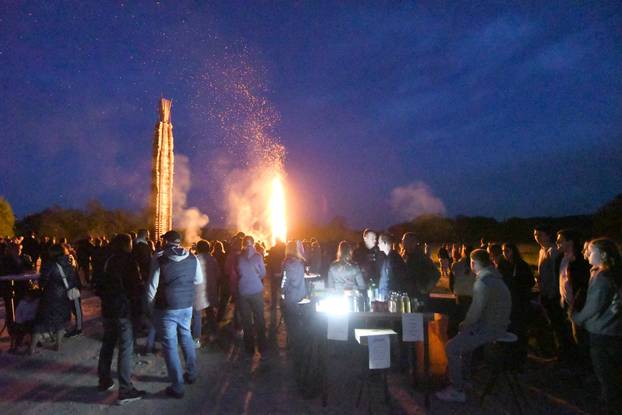 Popovec Kalnički: Paljenje najveće vuzmice u potkalničkim mjestima