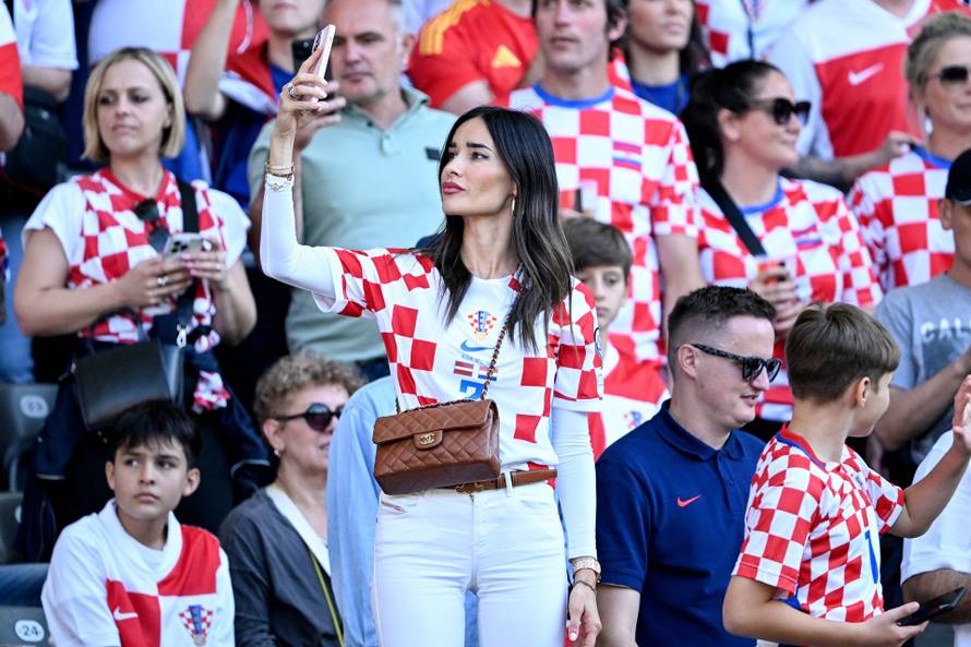 Berlin: Poznati s tribina pratili susret Španjolske i Hrvatske u 1. kolu skupine B na Europskom prvenstvu