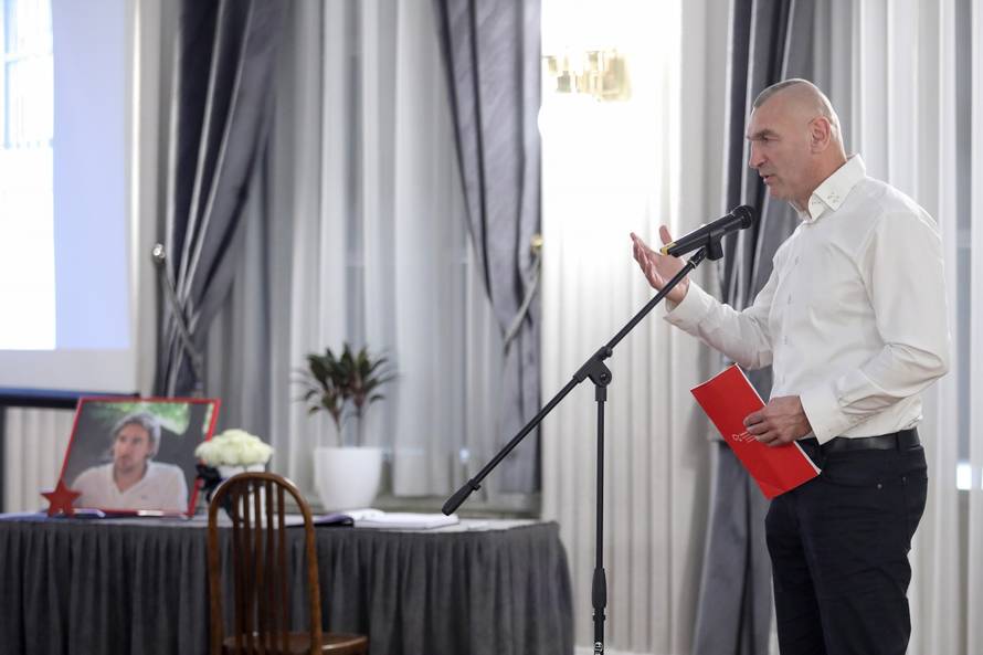 Zagreb: Komemoracija za preminulog novinara i redatelja Matiju Vukšića