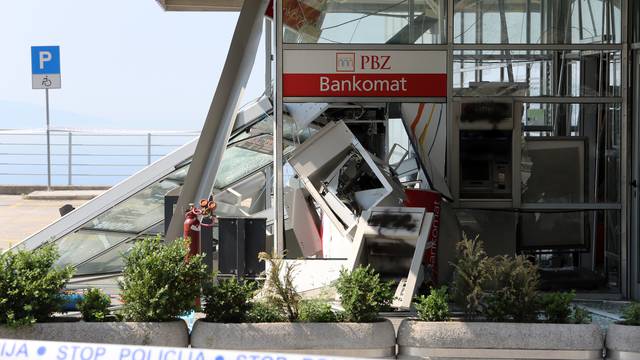 Eksplozija probudila Riječane: Razbojnici raznijeli bankomate