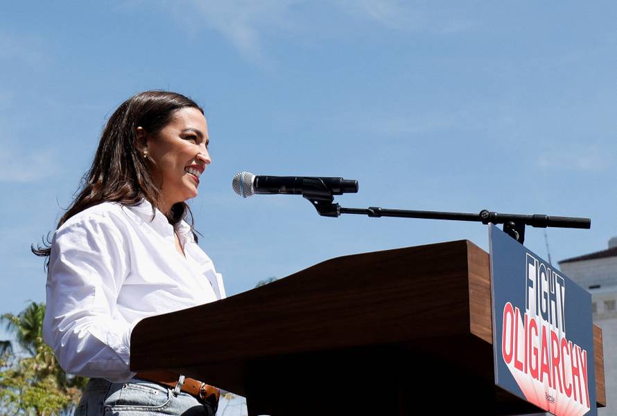 U.S. Sen. Sanders and U.S. Rep. Ocasio-Cortez hold a rally in Los Angeles