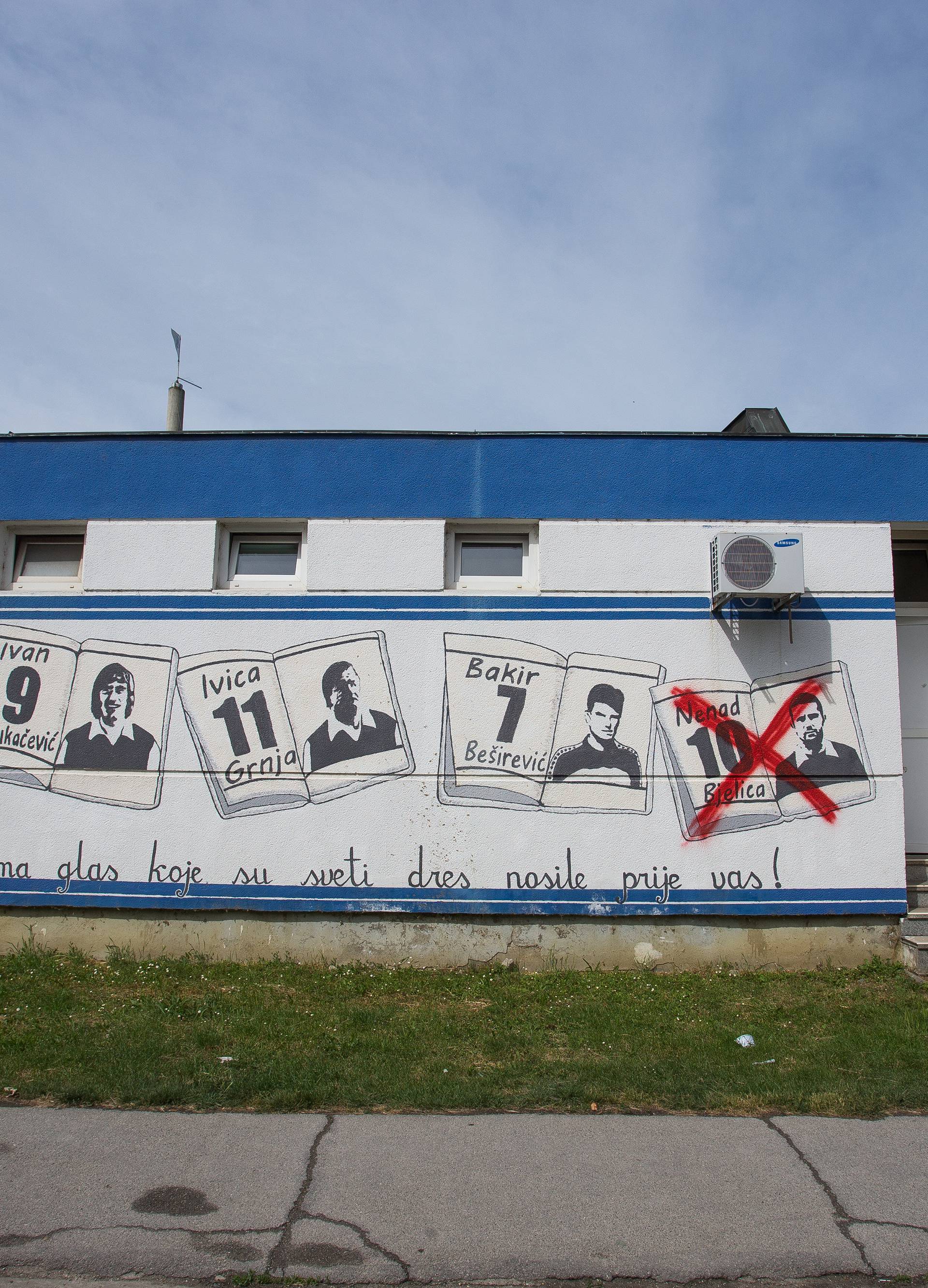 Od legende do izdajice: Uništen grafit Nenadu Bjelici u Osijeku