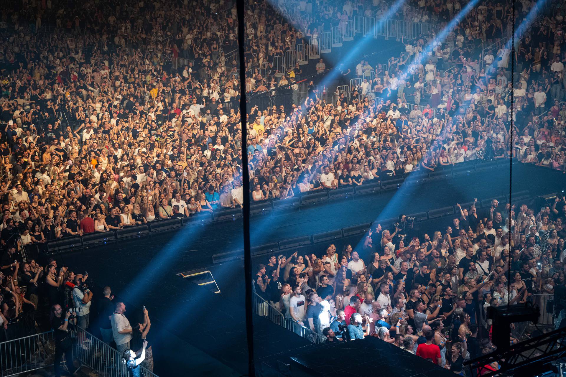 Milica Pavlović održala koncert u Areni Zagreb