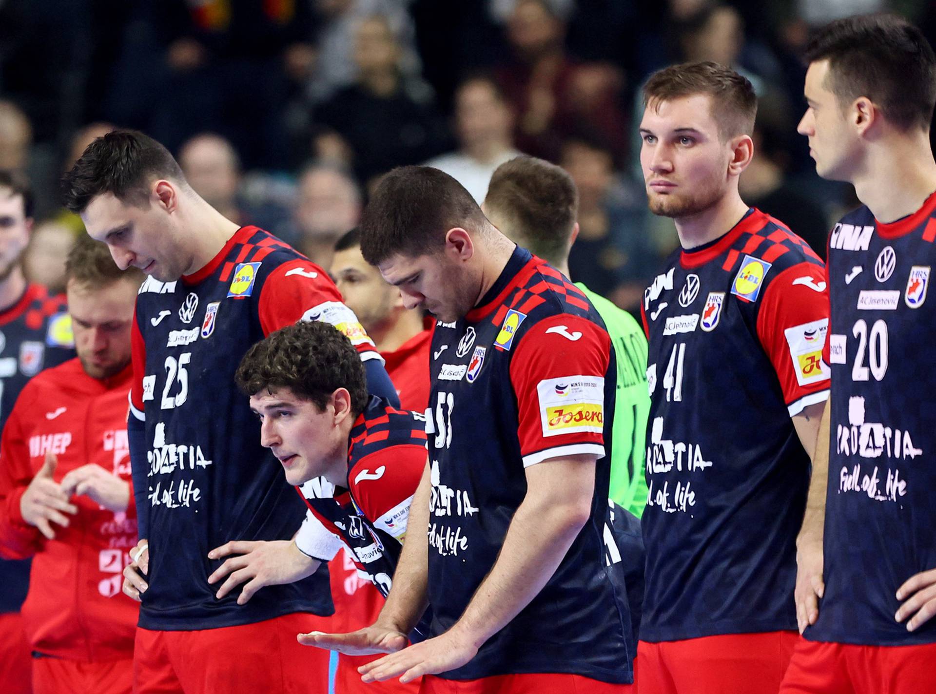 EHF 2024 Men's European Handball Championship - Main Round - Croatia v Iceland