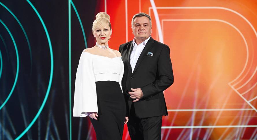 Barbara Kolar zablistala je na Dori u čak šest izdanja: Koja vam se haljina najviše sviđa?