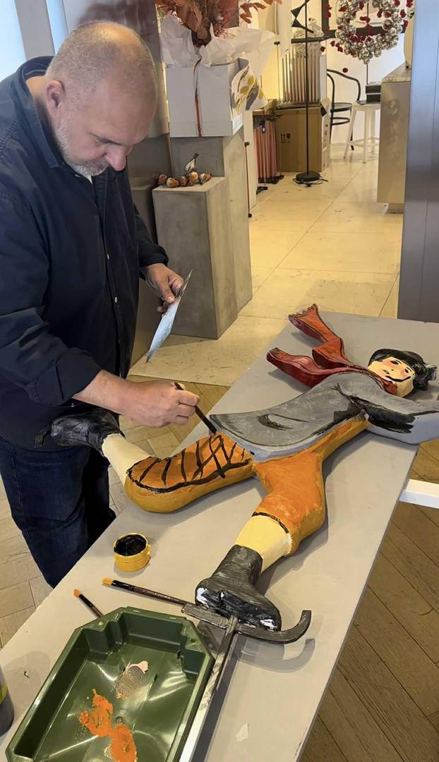 FOTO Šekoranjina blagdanska čarolija: Tihi dekor u izlozima i hotelima je pravi spektakl