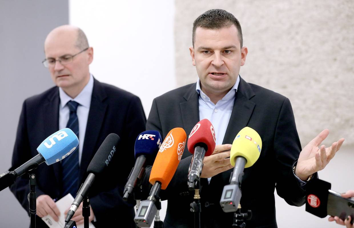 HSLS glasao suprotno od većine: 'Podržali smo Novaković za novi mandat na čelu Povjerenstva'