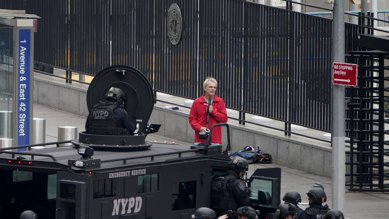 Opsadno stanje pred zgradom UN-a u New Yorku: Policija opkolila naoružanog muškarca