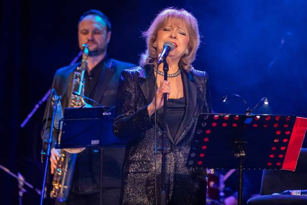 Dubrovnik: Humanitarni koncert Jasne Zlokić za Valentinovo