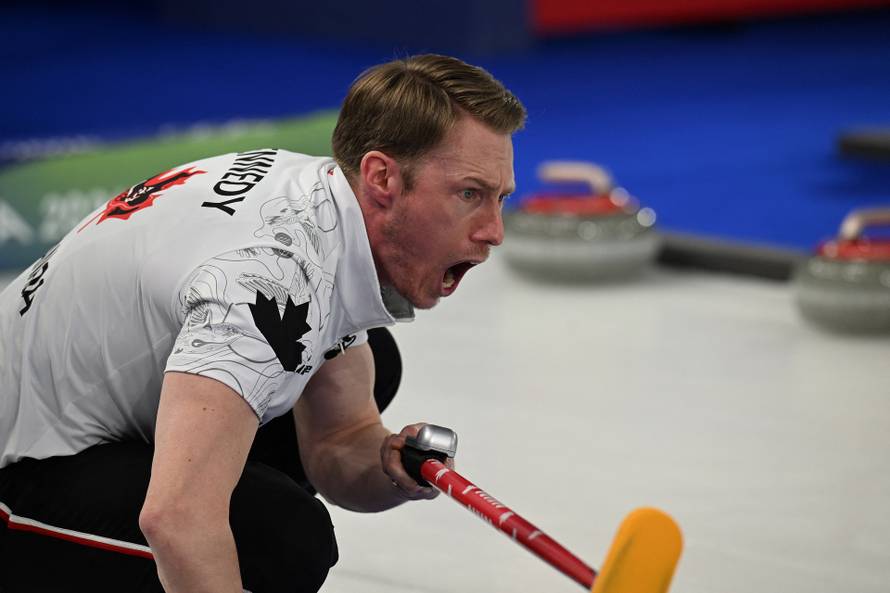 Curling - Men's Semi-final - Norway vs Canada
