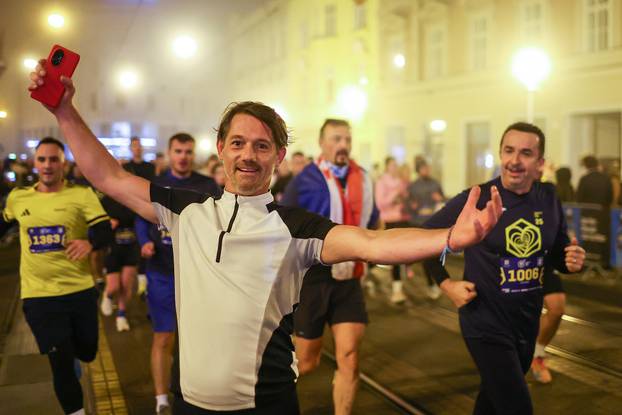 Održan 14. Zagreba?ki no?ni cener na kojem je sudjelovalo oko 3000 trka?a