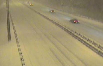 Ovo je autocesta u Hrvatskoj jučer: I danas će biti snijega