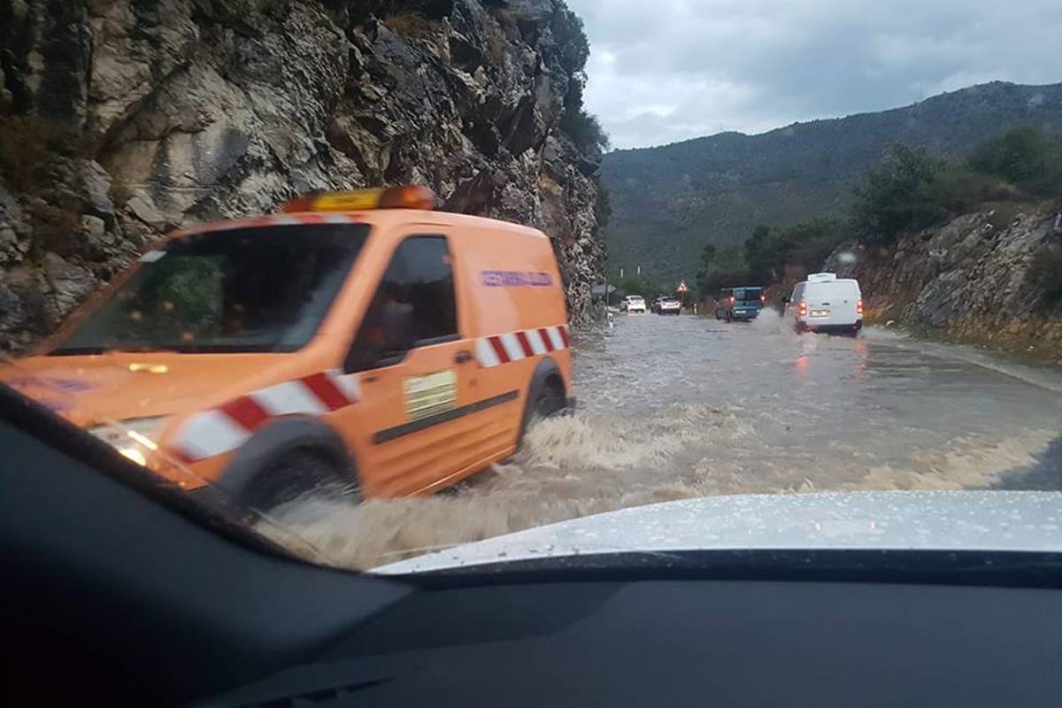 'Ulice i kuće su bile pune vode. Nikada tako nešto nisam vidio!'