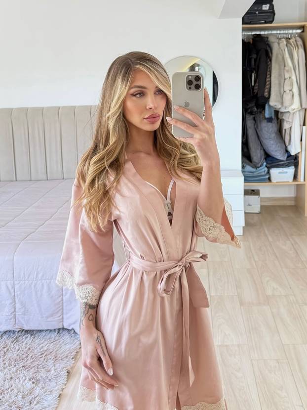 FOTO Atraktivna Argentinka nema u čemu se nije okušala: 'Volim učiti i uživati kod kuće...'