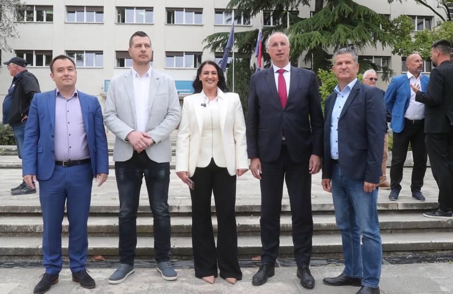 Split: Ivana Ninčević Lesandrić održala je  konferenciju za medije 