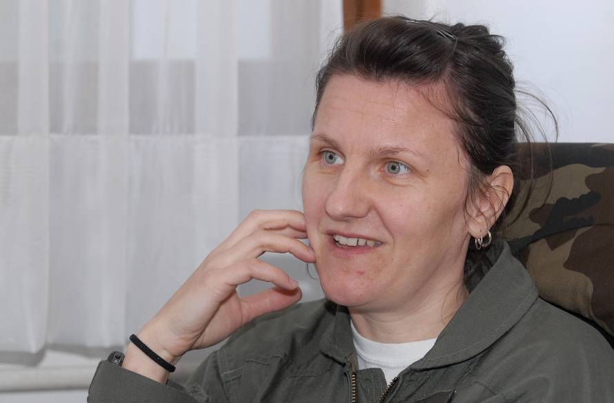 Ženski Top Gun: Diana je  jedina pilotkinja kanadera u Hrvatskoj