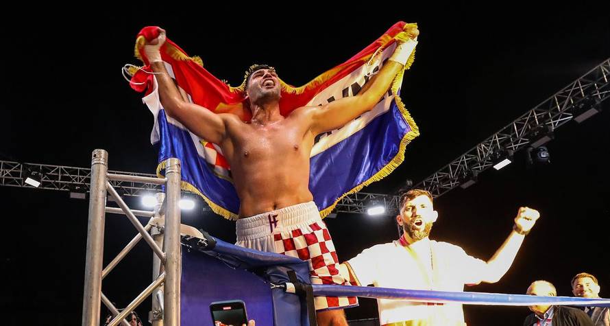 Hrgović do 13. pobjede u karijeri nokautom Radonjića